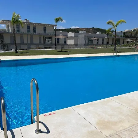 Serenity Views Lumineux Avec Terrasse, Nature Et Piscine Daire