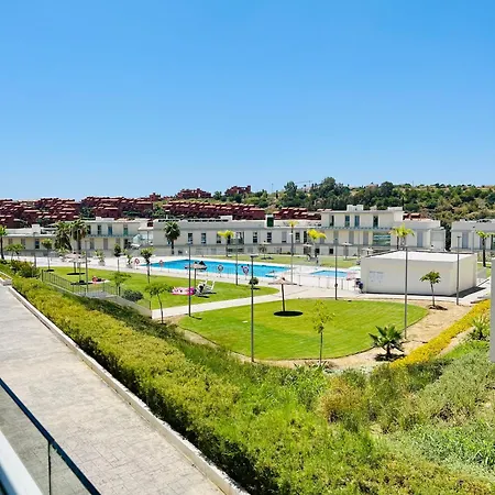 Serenity Views Lumineux Avec Terrasse, Nature Et Piscine Estepona